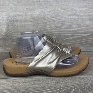 Taos Gift 2 Women's Sz 11 Champagne Gold Leather Thong Flip Flop Slip On Sandals